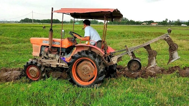 Nguyên Nhân Về Giấc Mơ Thấy Máy Cày