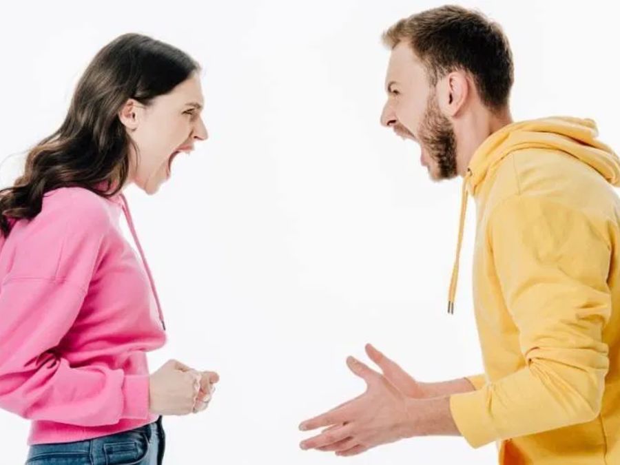 Cãi vã sáng sớm là dấu hiệu phá vỡ hòa khí, ảnh hưởng tài lộc