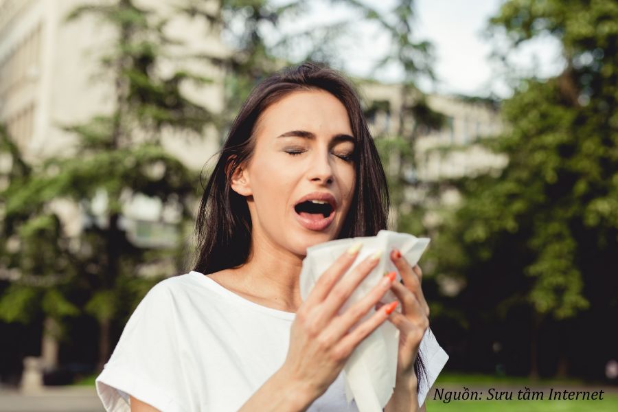 nhảy mũi 11h đến 13h báo hiệu điều may mắn